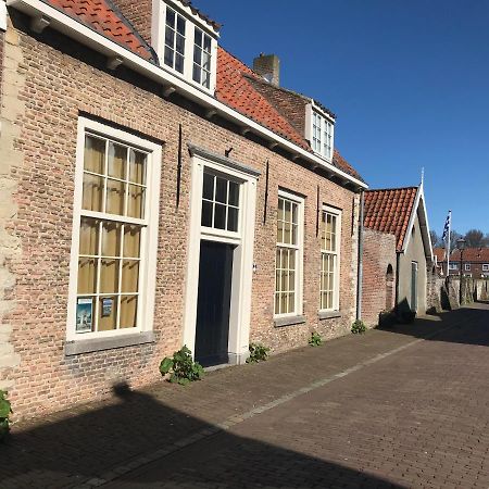 Tuinkamer In Monumentaal Pand Veere Extérieur photo